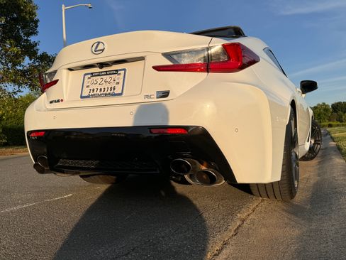 Used 2017 Lexus RC F w/ Premium Package RWD image 5