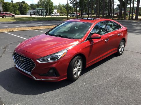 Used 2018 Hyundai Sonata Limited image 2