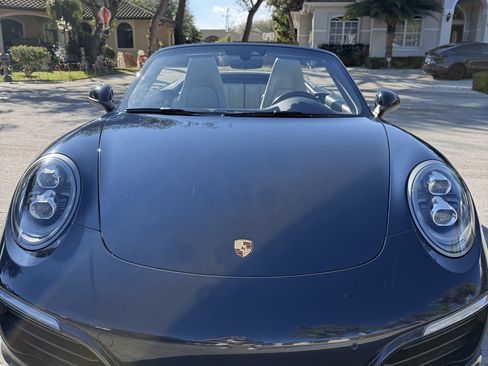 Used 2018 Porsche 911 Carrera 4 image 6