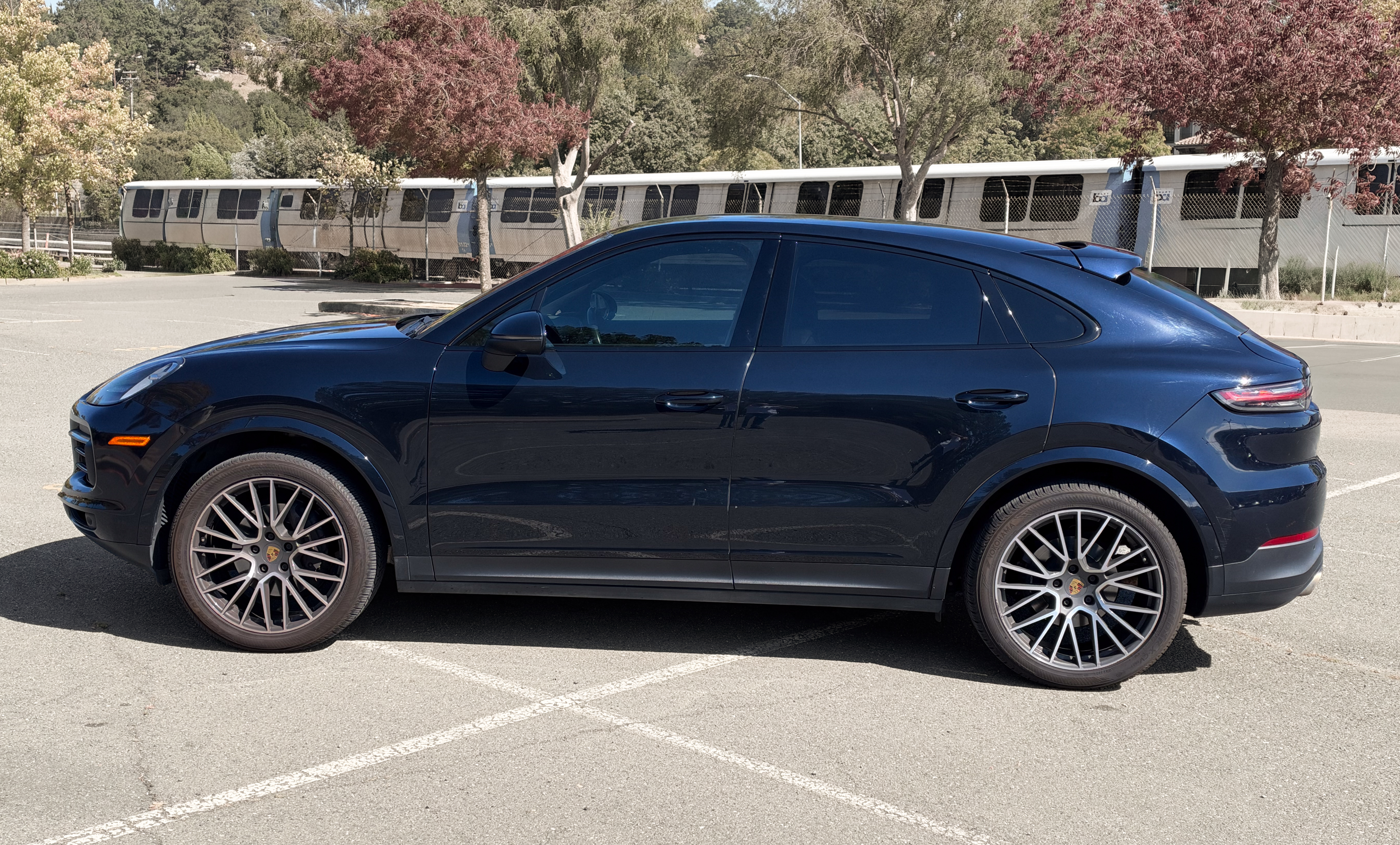Used 2020 Porsche Cayenne AWD/4WD image 9