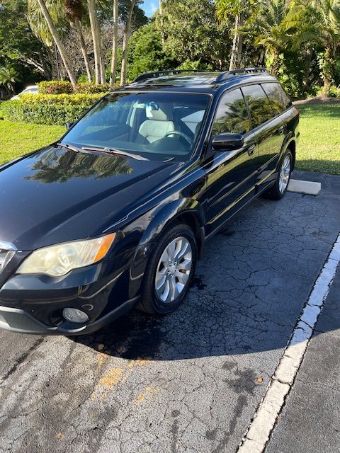 Used 2008 Subaru Outback 2.5i Limited L.L. Bean AWD/4WD image 4