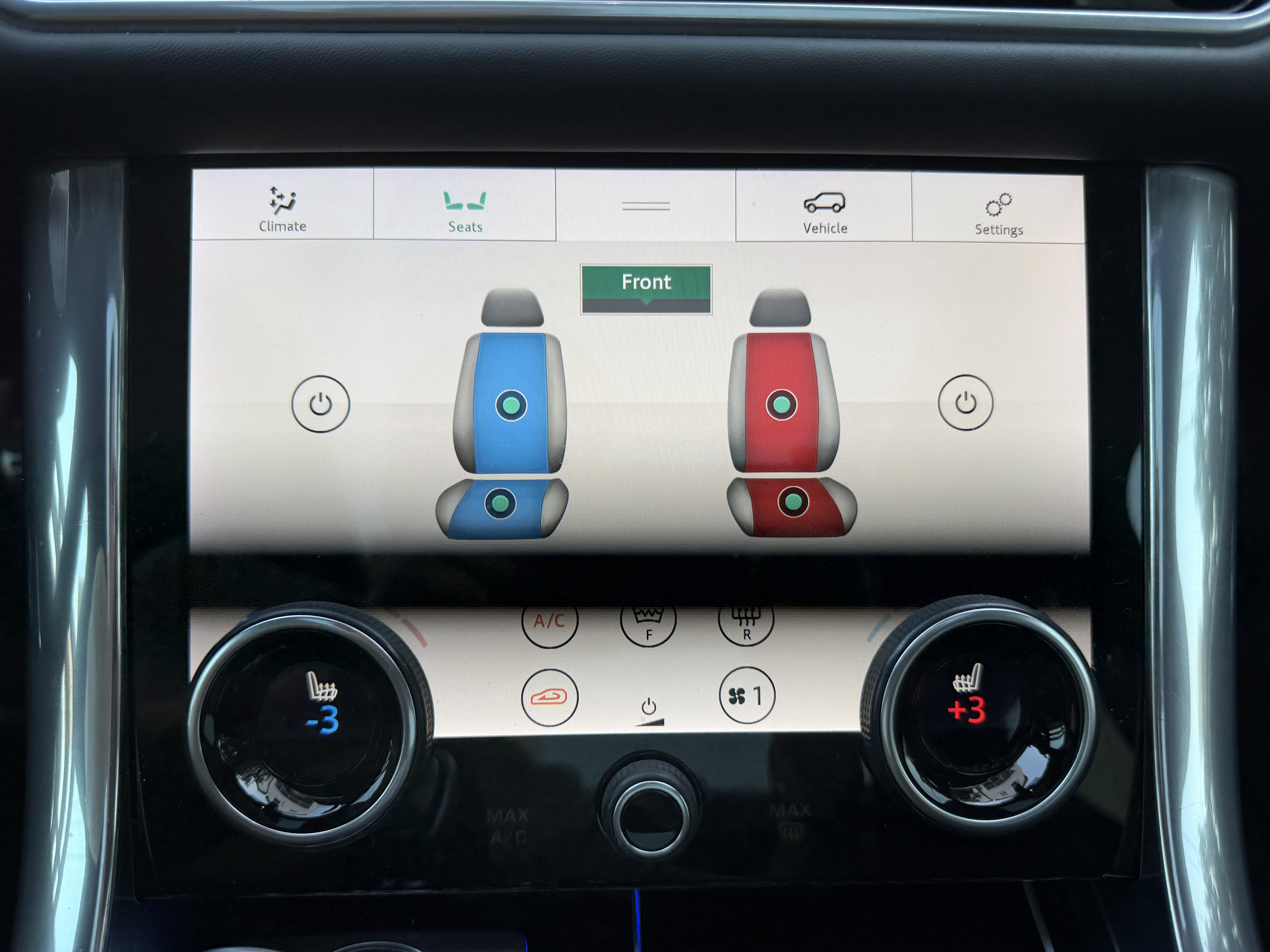 Used 2019 Land Rover Range Rover Sport HST AWD/4WD image 24