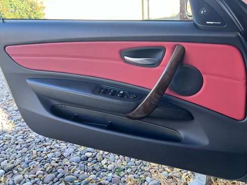 Used 2011 BMW 135i Convertible RWD image 6
