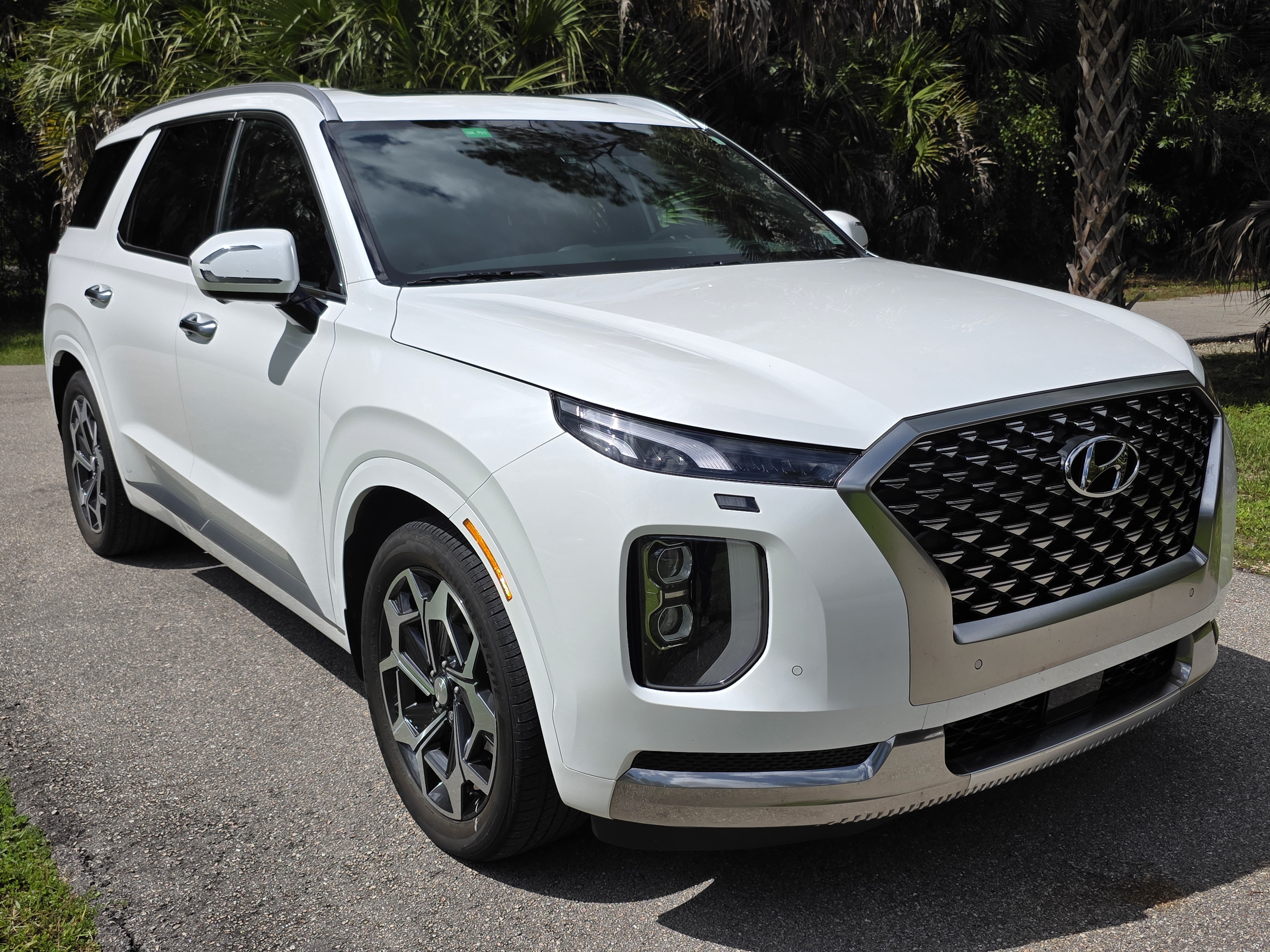 Used 2022 Hyundai Palisade Calligraphy AWD/4WD image 2