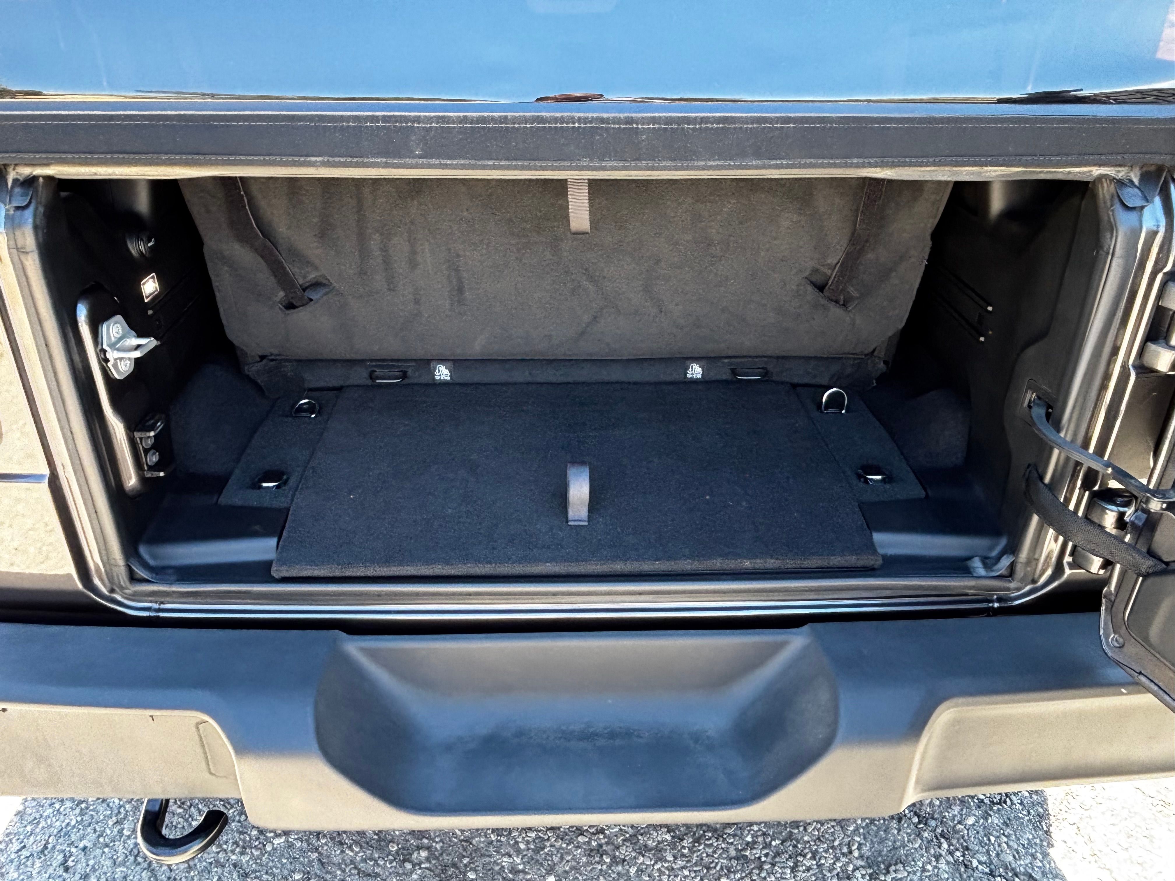 Used 2023 Jeep Wrangler Sport AWD/4WD image 14