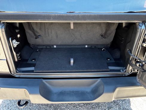 Used 2023 Jeep Wrangler Sport AWD/4WD image 14