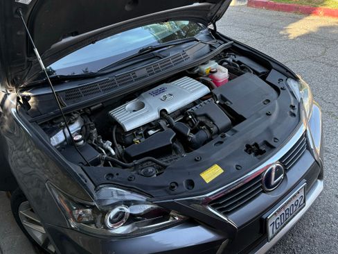 Used 2014 Lexus CT 200h 200h Hatchback 4D image 15