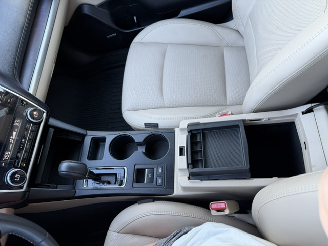 Used 2019 Subaru Outback 2.5i Limited AWD/4WD image 8