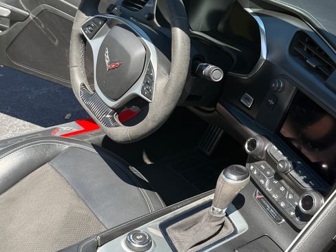 Used 2019 Chevrolet Corvette Stingray Coupe 2D w/ 2LT Preferred Equipment Group image 22