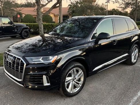 Used 2022 Audi Q7 3.0T Premium Plus w/ Premium Plus Package image 1