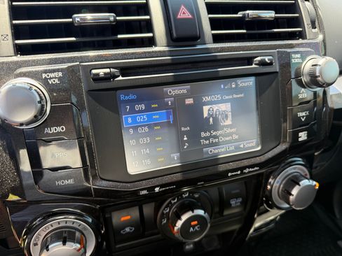 Used 2019 Toyota 4Runner TRD Pro AWD/4WD image 11