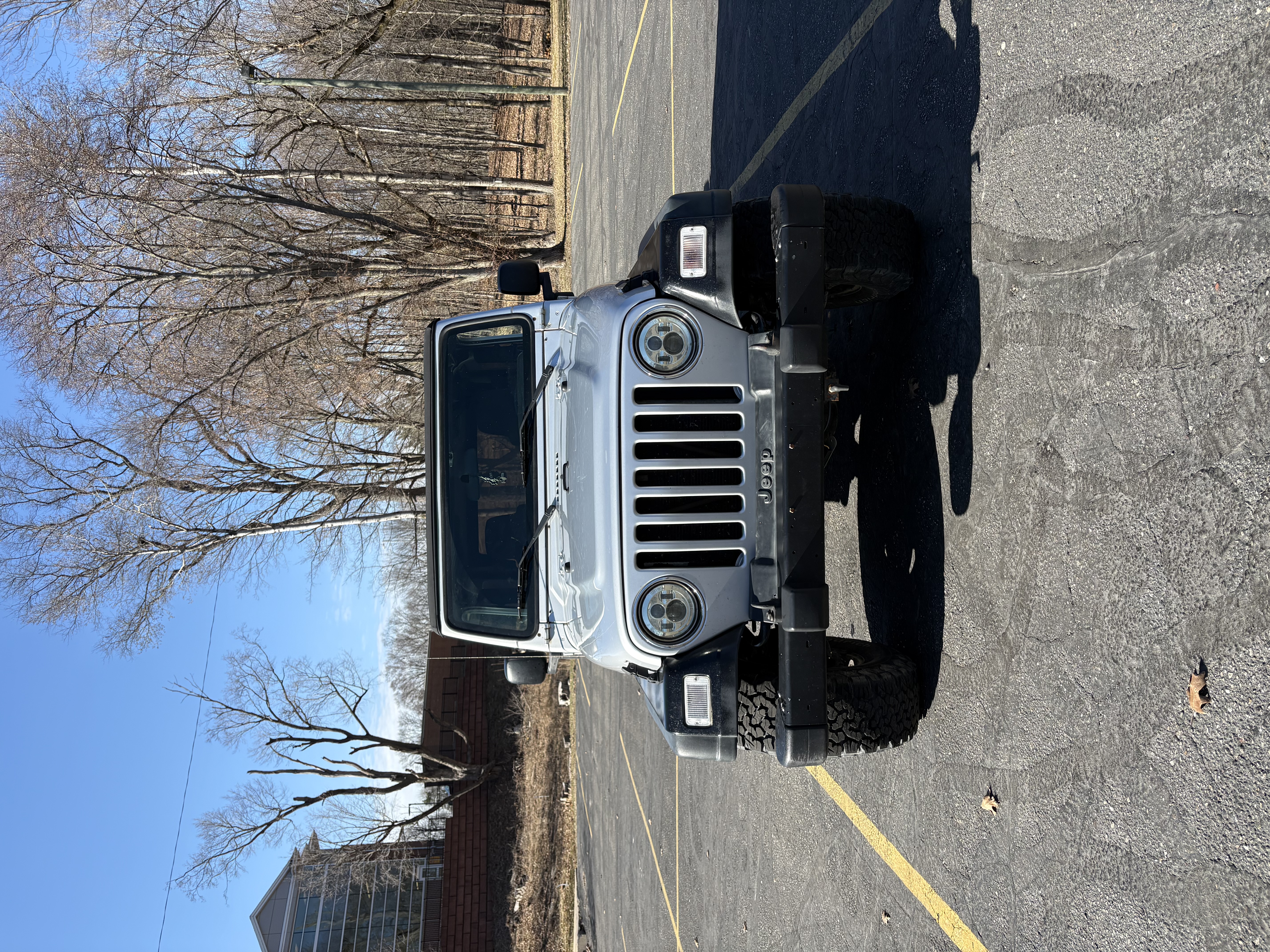 Used 2004 Jeep Wrangler 4WD image 2