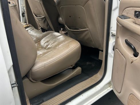 Used 2003 Chevrolet Silverado 2500 LS image 8