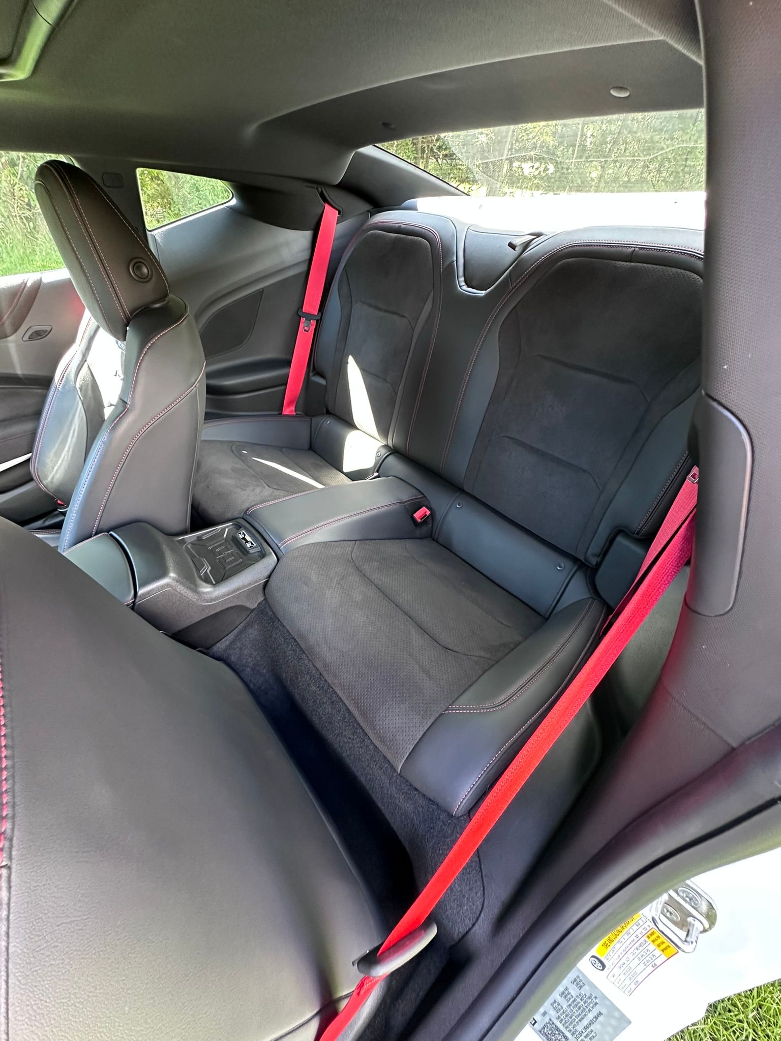 Used 2019 Chevrolet Camaro ZL1 RWD image 16