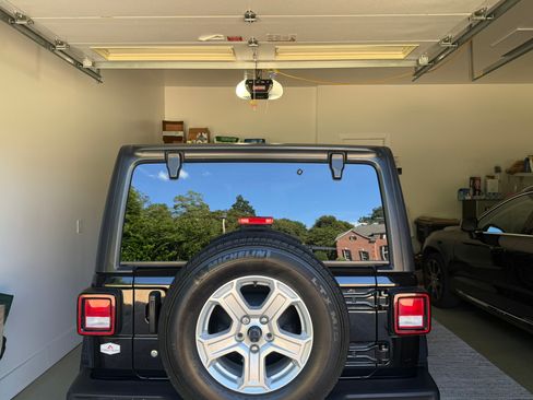 Used 2020 Jeep Wrangler Unlimited Sport S AWD/4WD image 10
