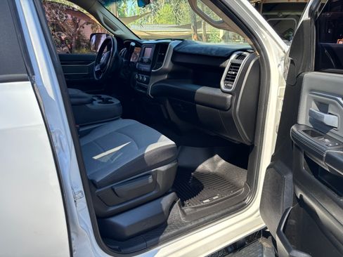 Used 2019 RAM 2500 Big Horn AWD/4WD image 13