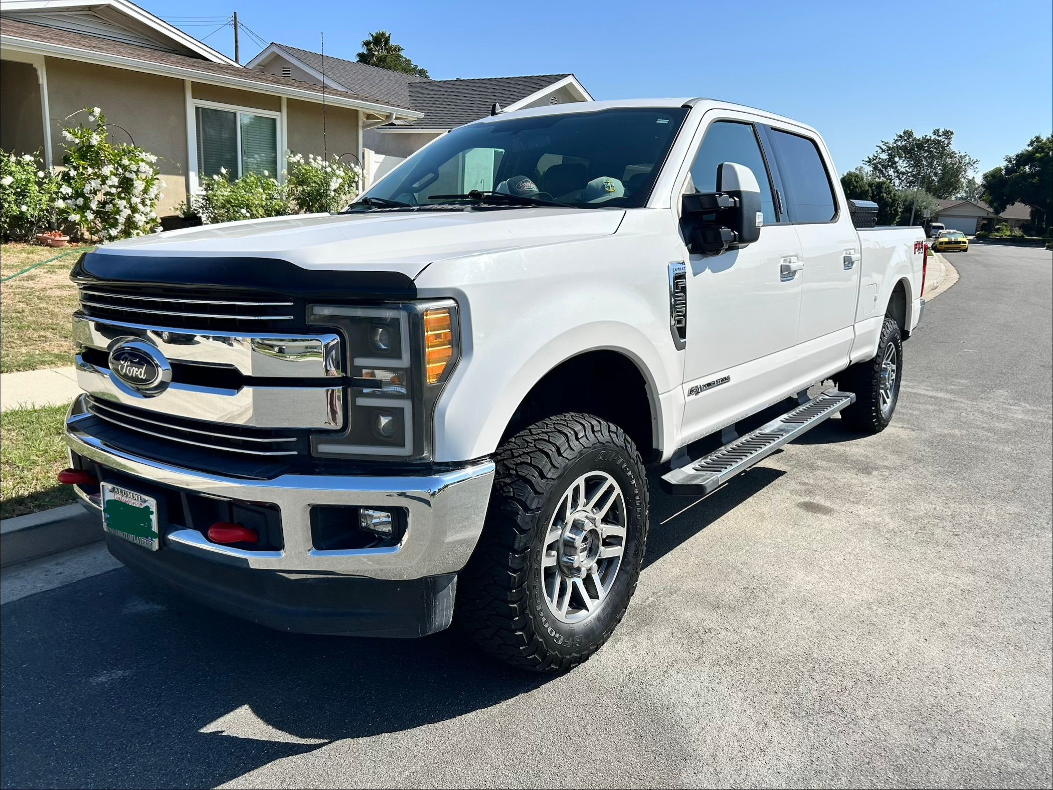 Used 2019 Ford F250 Lariat w/ Lariat Value Package AWD/4WD image 5