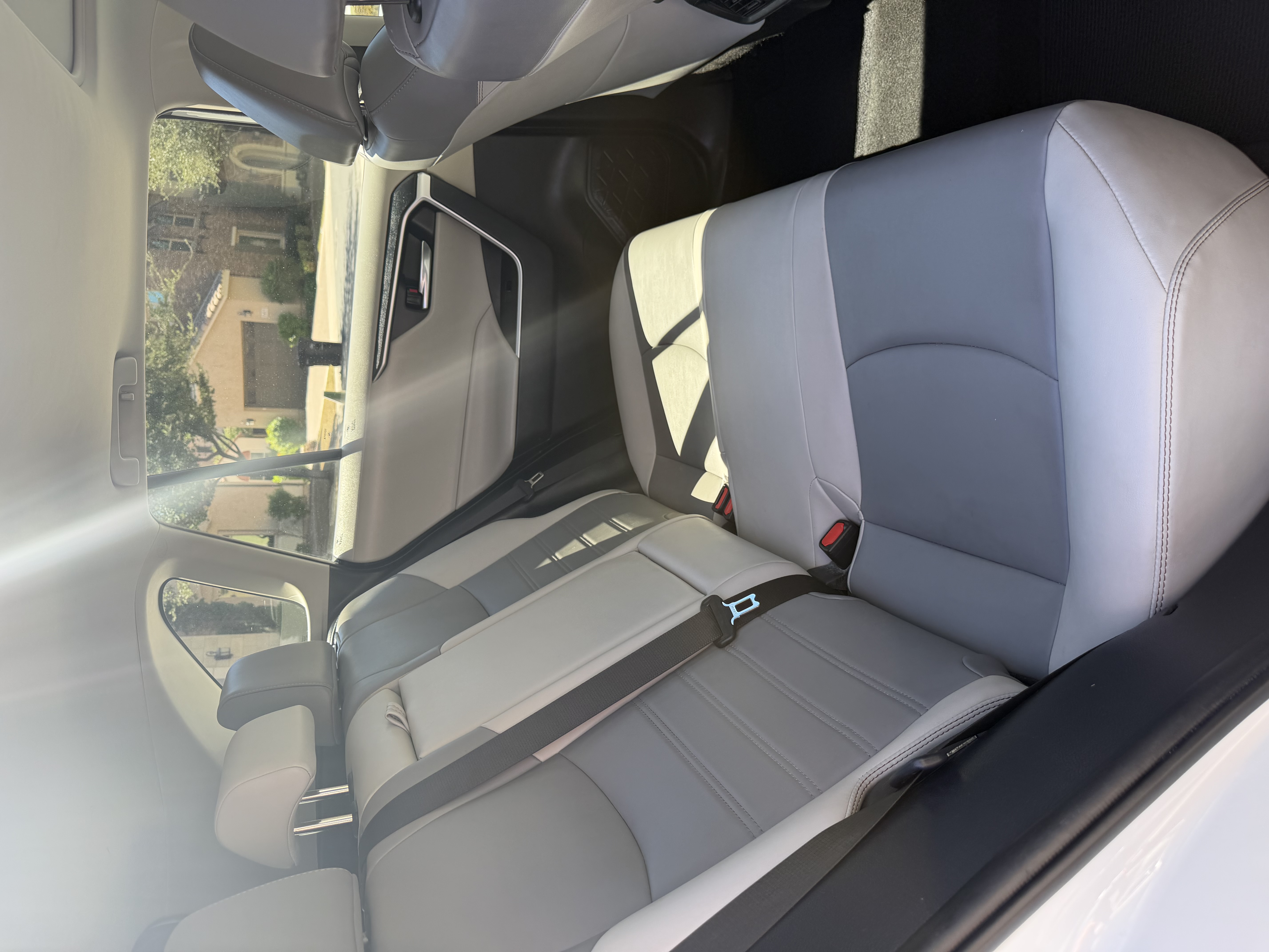 Used 2021 Toyota RAV4 XLE Premium AWD/4WD image 11