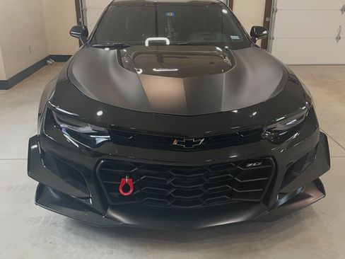 Used 2021 Chevrolet Camaro ZL1 RWD image 1
