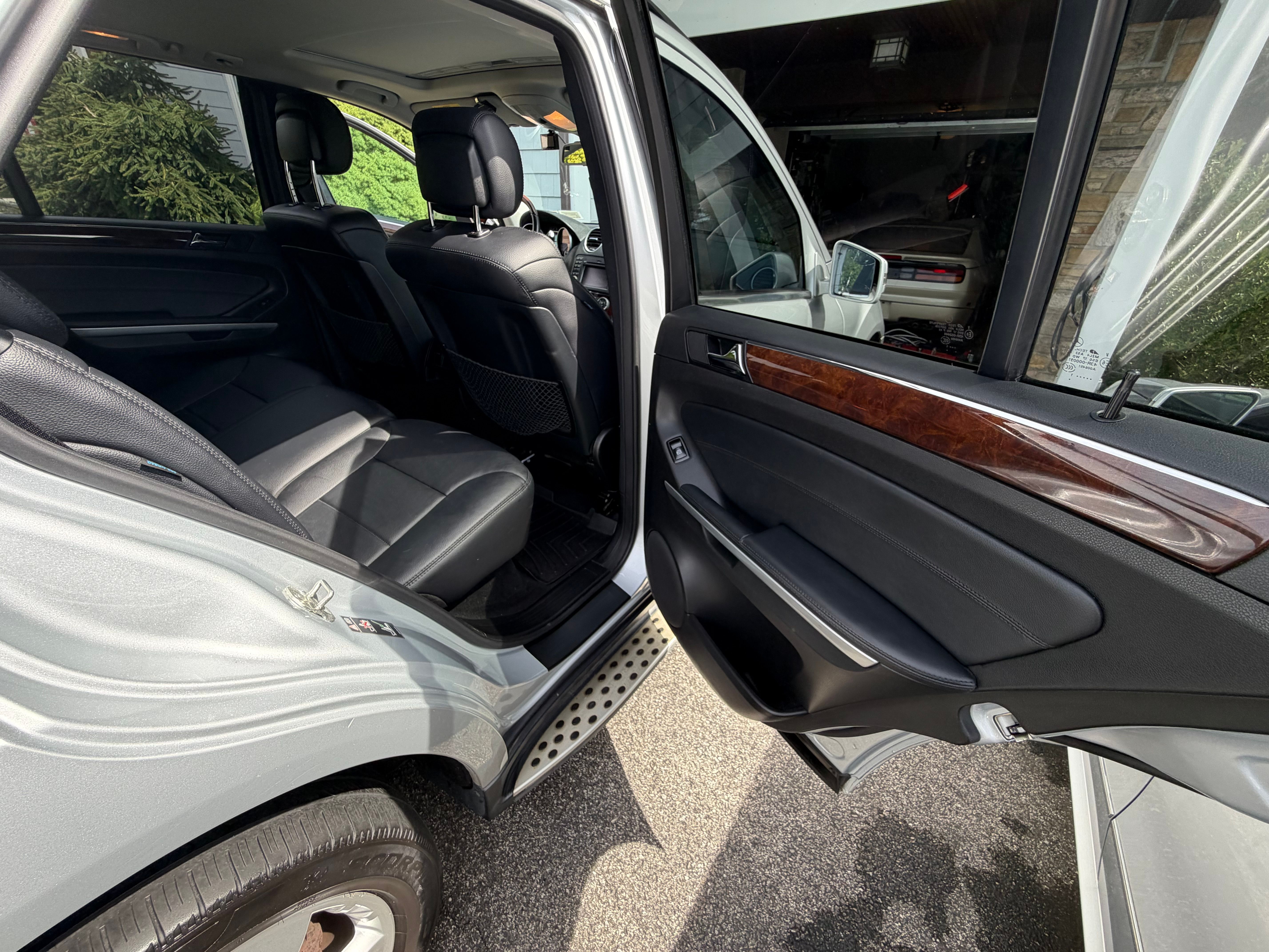 Used 2011 Mercedes-Benz ML 350 4MATIC image 23