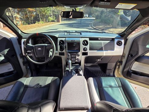 Used 2013 Ford F150 Raptor w/ Luxury Equipment Group image 21