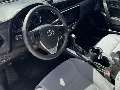 Used 2017 Toyota Corolla L w/ Carpet Mat Package (TMS) image 5