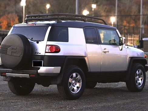 Used 2007 Toyota FJ Cruiser 4WD image 9