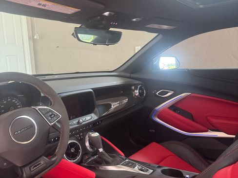 Used 2024 Chevrolet Camaro SS RWD image 8