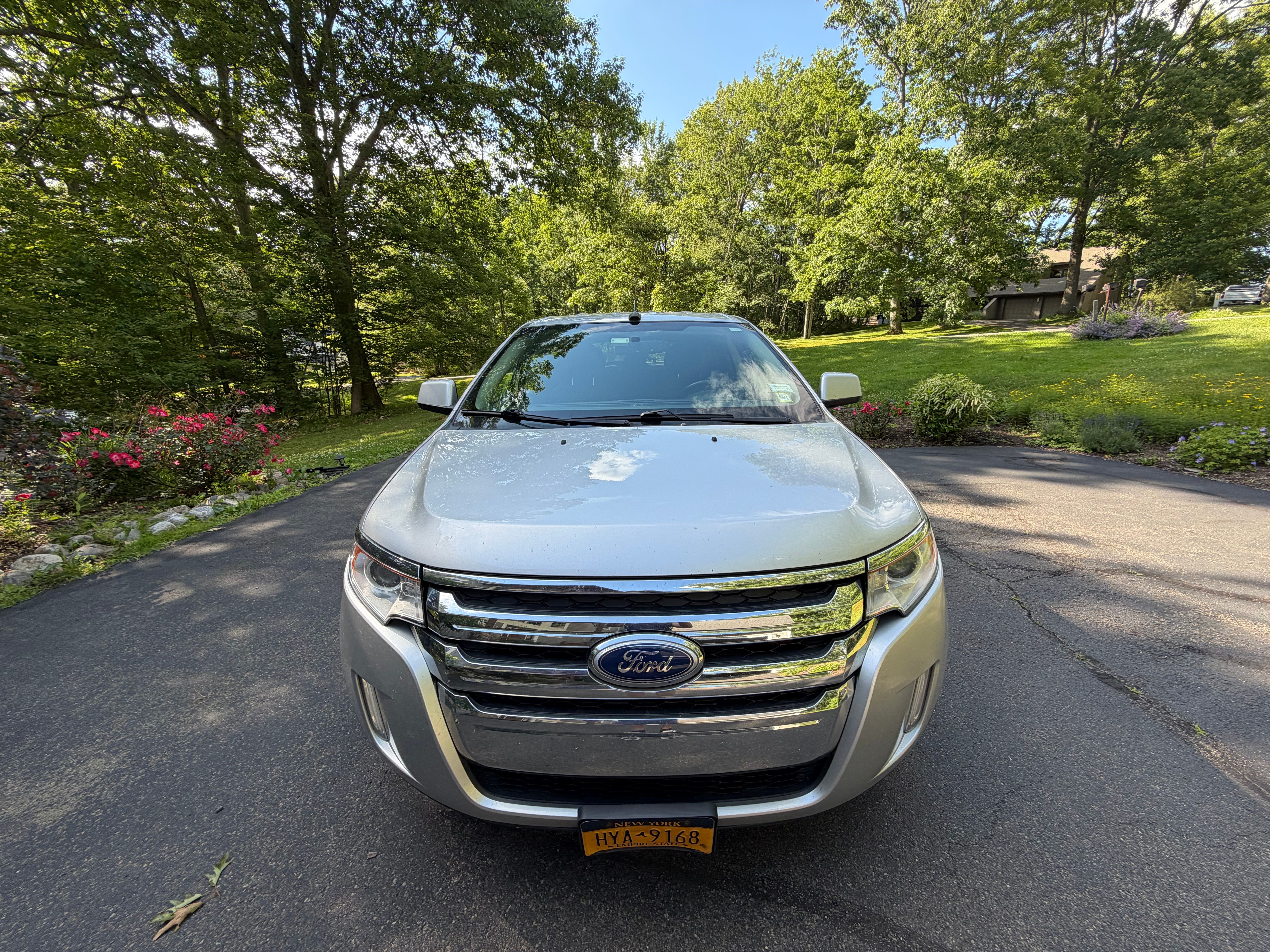 Used 2011 Ford Edge Limited w/ Trailer Tow Package AWD/4WD image 1