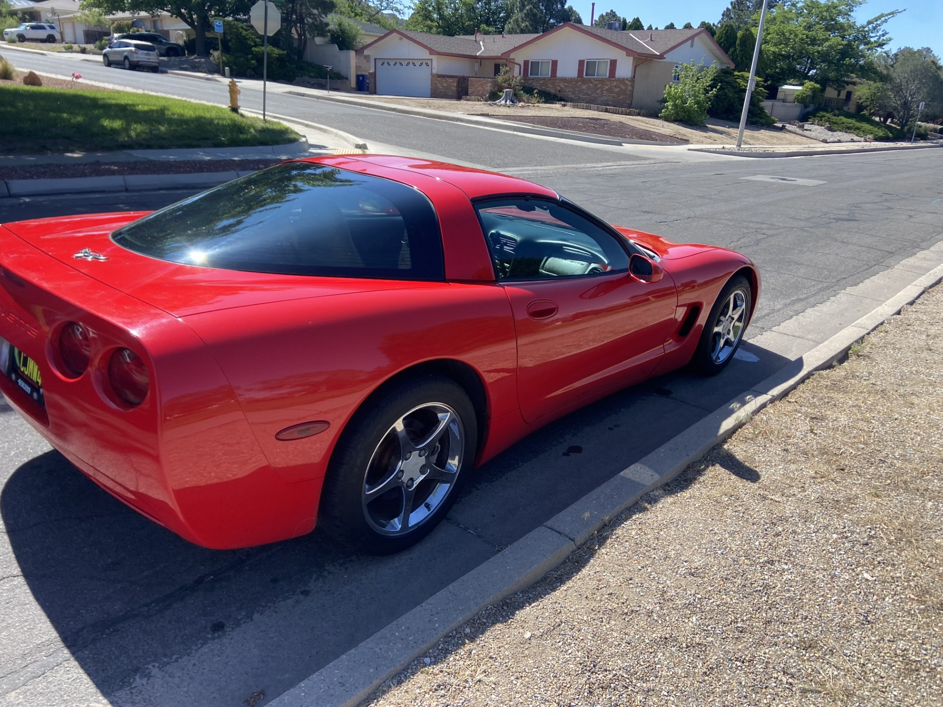 Used 2001 Chevrolet Corvette Coupe w/ Preferred Equipment Group2 RWD image 4