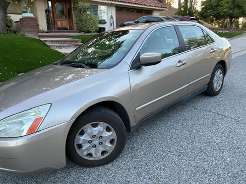 Used 2003 Honda Accord LX image 4