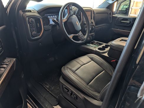 Used 2022 Chevrolet Silverado 3500 High Country w/ LPO, Dark Essentials Package image 6