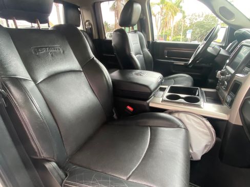 Used 2015 RAM 1500 Laramie w/ Convenience Group image 13