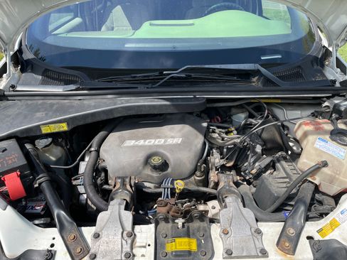 Used 1999 Chevrolet Venture Extended w/ Preferred Equipment Group 2 image 15