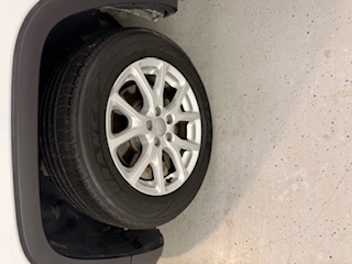 Used 2017 Jeep Cherokee Latitude FWD image 15
