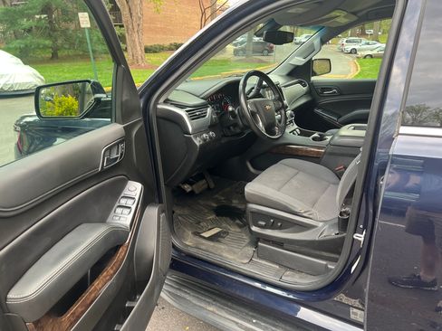 Used 2019 Chevrolet Tahoe LS image 8