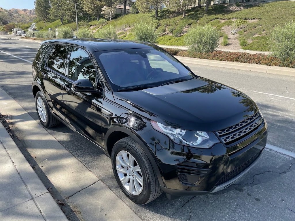 Used 2019 Land Rover Discovery Sport SE AWD/4WD image 1