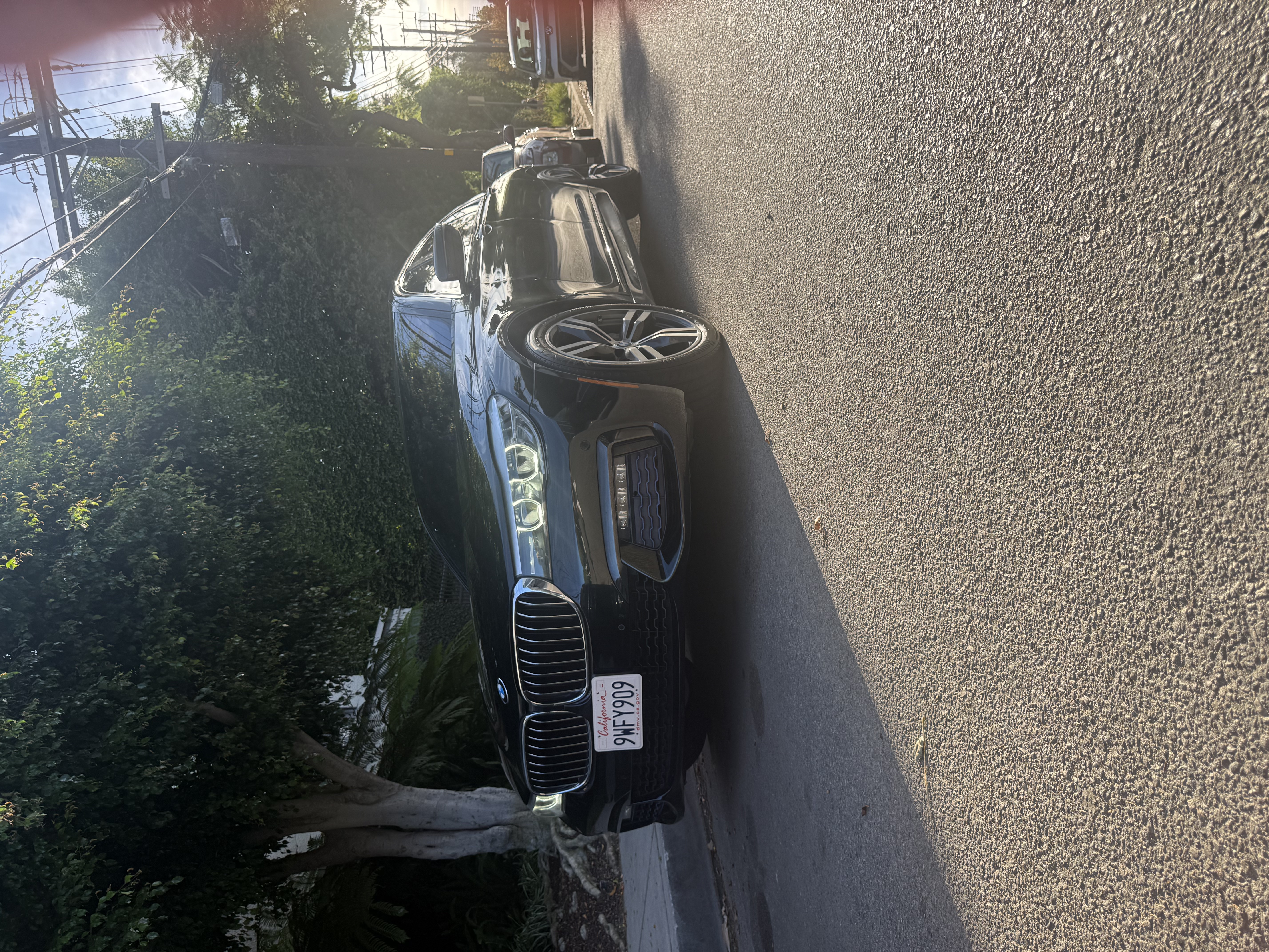 Used 2017 BMW 740i RWD image 1