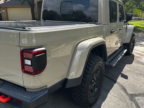 Used 2022 Jeep Gladiator Mojave w/ LED Lighting Group image 9