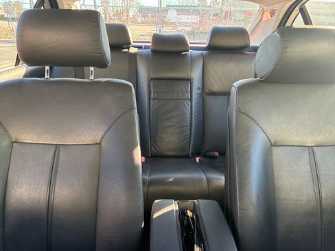 Used 2003 BMW 540i Sedan image 17