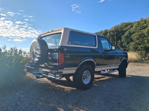 Used 1993 Ford Bronco image 6