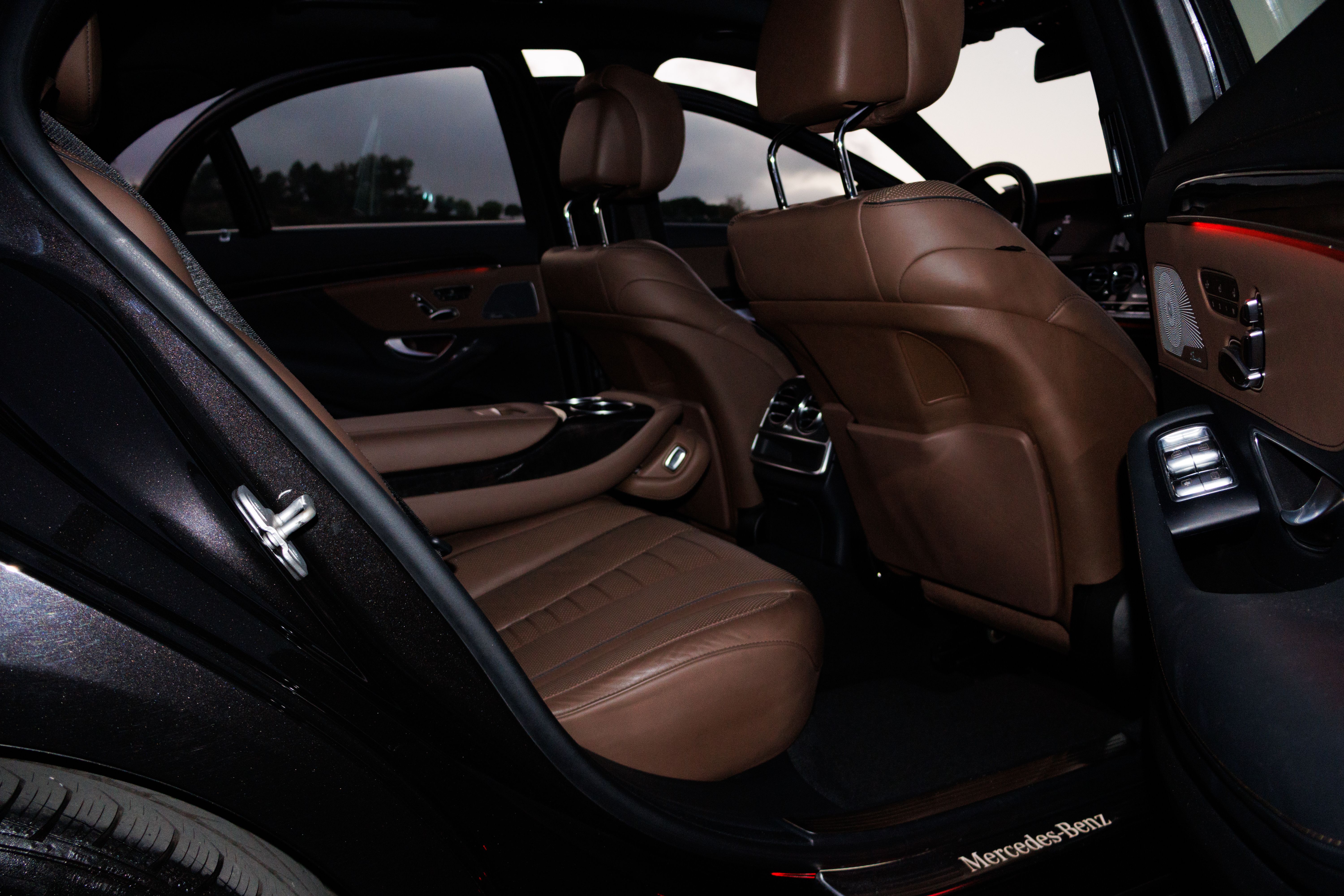 Used 2014 Mercedes-Benz S 550 Sedan image 18