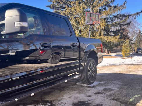 Used 2019 Ford F150 Lariat w/ Equipment Group 502A Luxury image 20