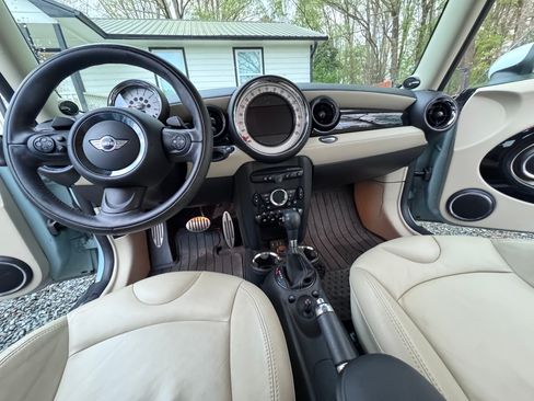 Used 2013 MINI Cooper S image 6