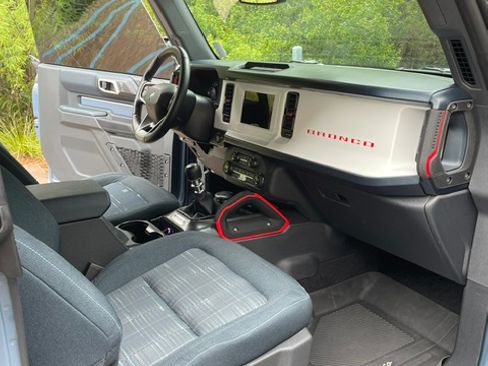 Used 2023 Ford Bronco Heritage Edition AWD/4WD image 18