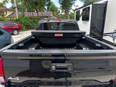 Used 2023 Toyota Tacoma SR5 image 12