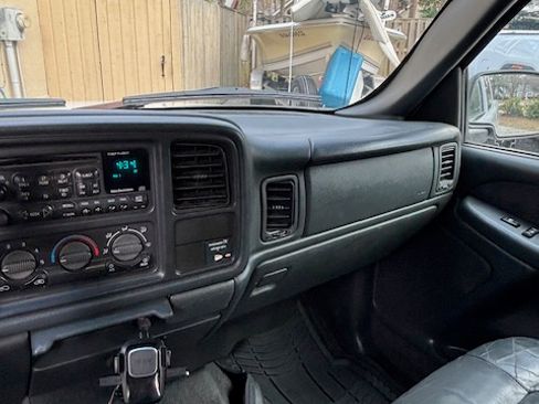 Used 2001 Chevrolet Silverado 1500 LS w/ Off-Road Chassis Pkg image 22