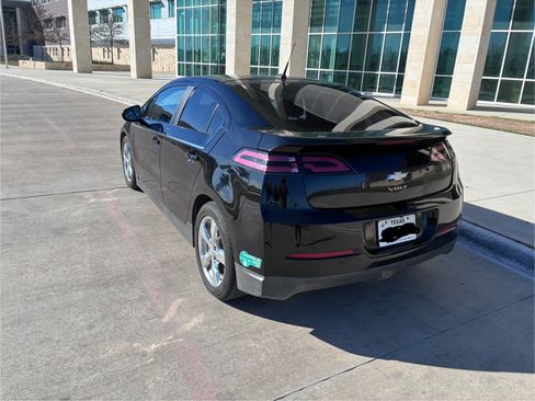 Used 2014 Chevrolet Volt Premium w/ Premium Trim Package image 8