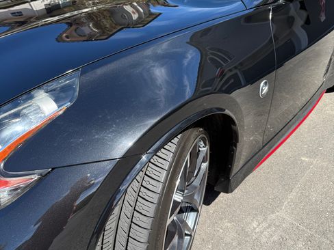 Used 2015 Nissan 370Z NISMO RWD image 9