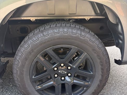 Used 2026 Chevrolet Silverado 1500 RST w/ RST Select Package AWD/4WD image 17